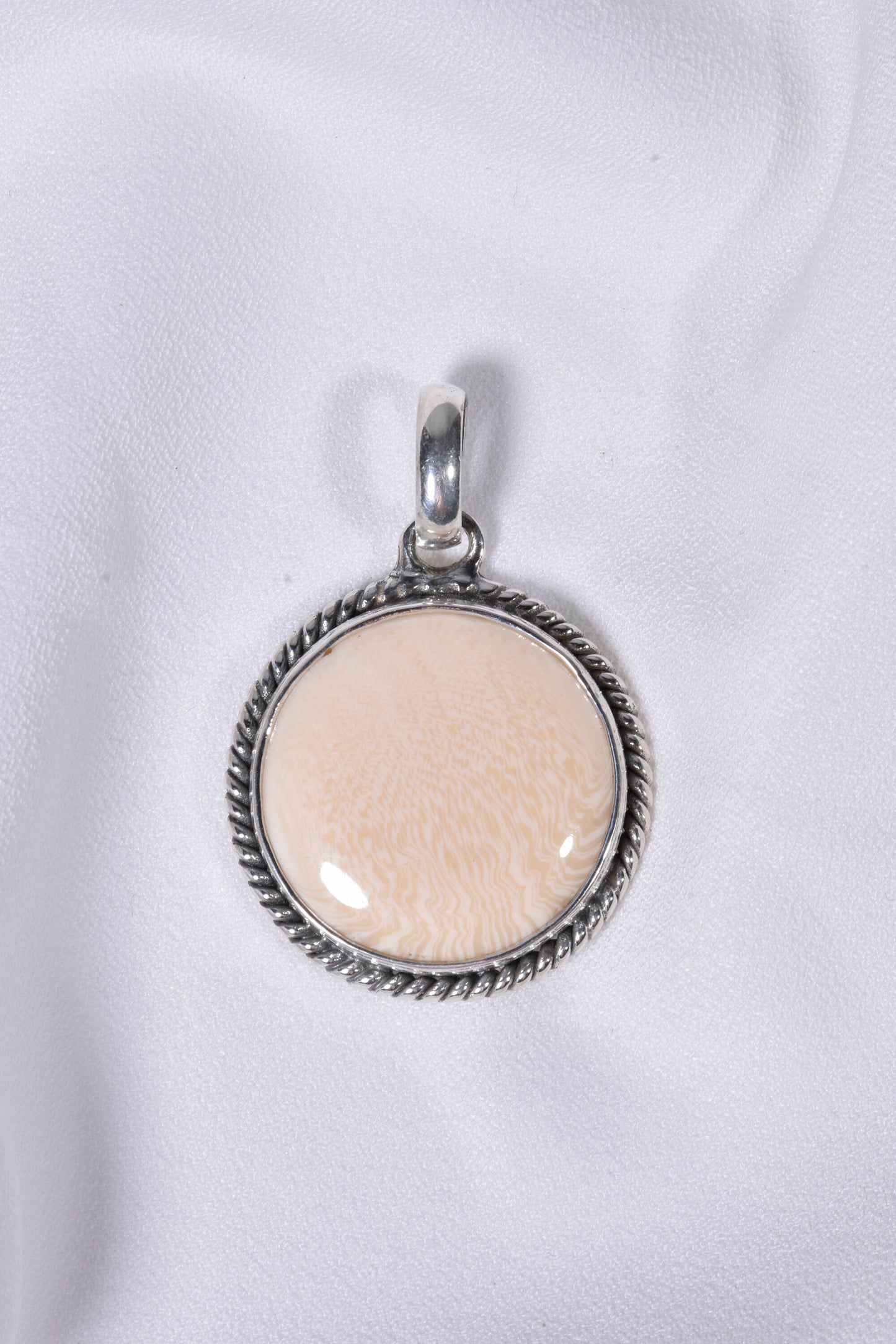 Conjunto em Prata de Lei, Ouro 9k e Marfim Vegetal