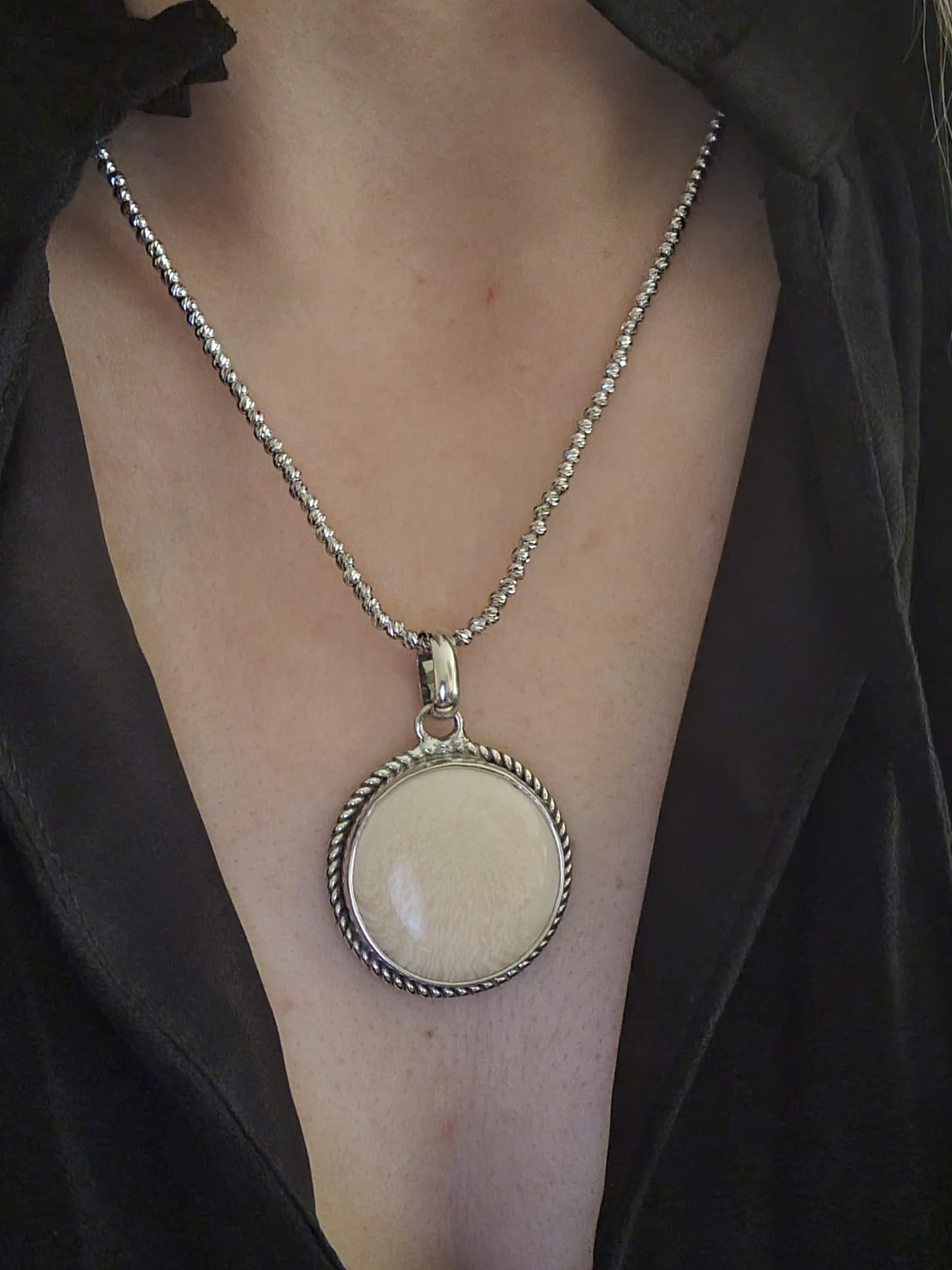 Conjunto em Prata de Lei, Ouro 9k e Marfim Vegetal