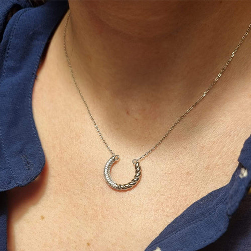 Colar Ferradura em Prata e Zircónias - You Love You Jewlery