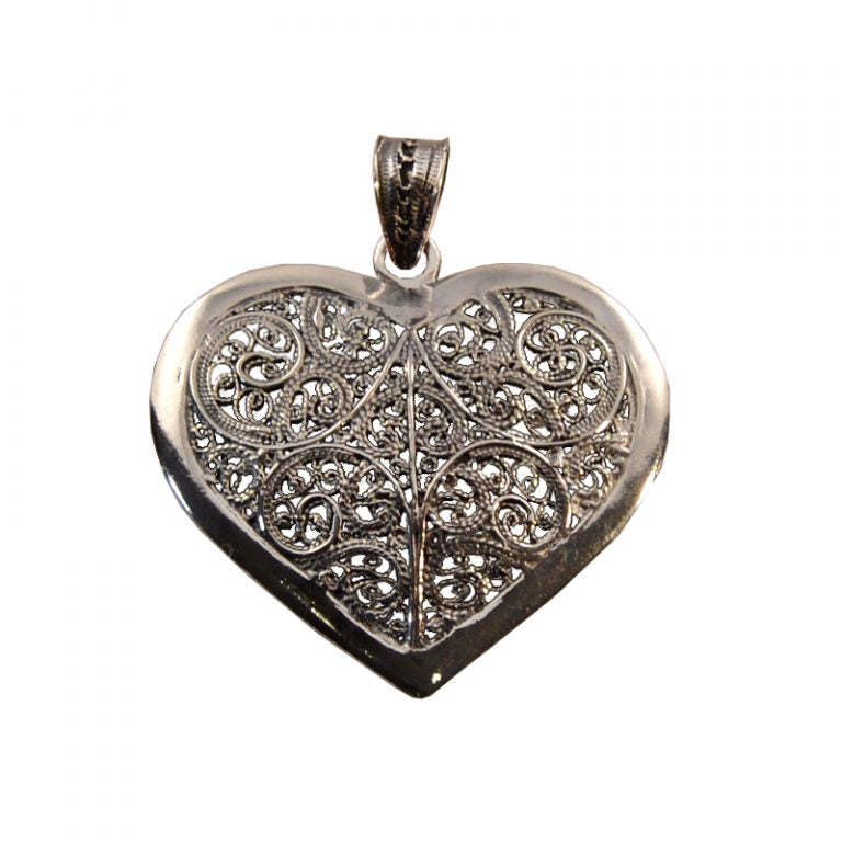 Medalha Coração em Filigrana
